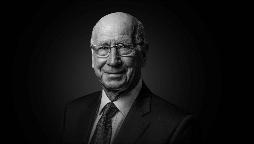 Man Utd and England legend, Sir Bobby Charlton, dies aged 86