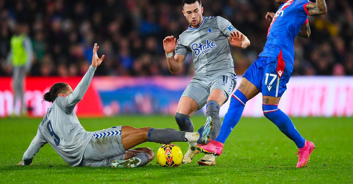 Crystal Palace and Everton play out 0-0 draw